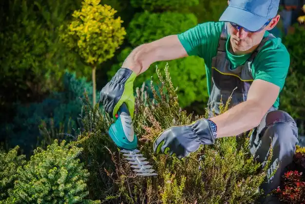landscaping services Centre Island
